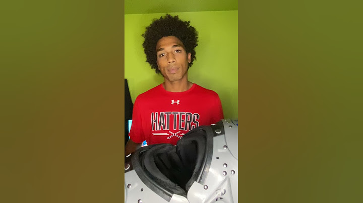 How To Wear Shoulder Pads Like NFL Players #shorts