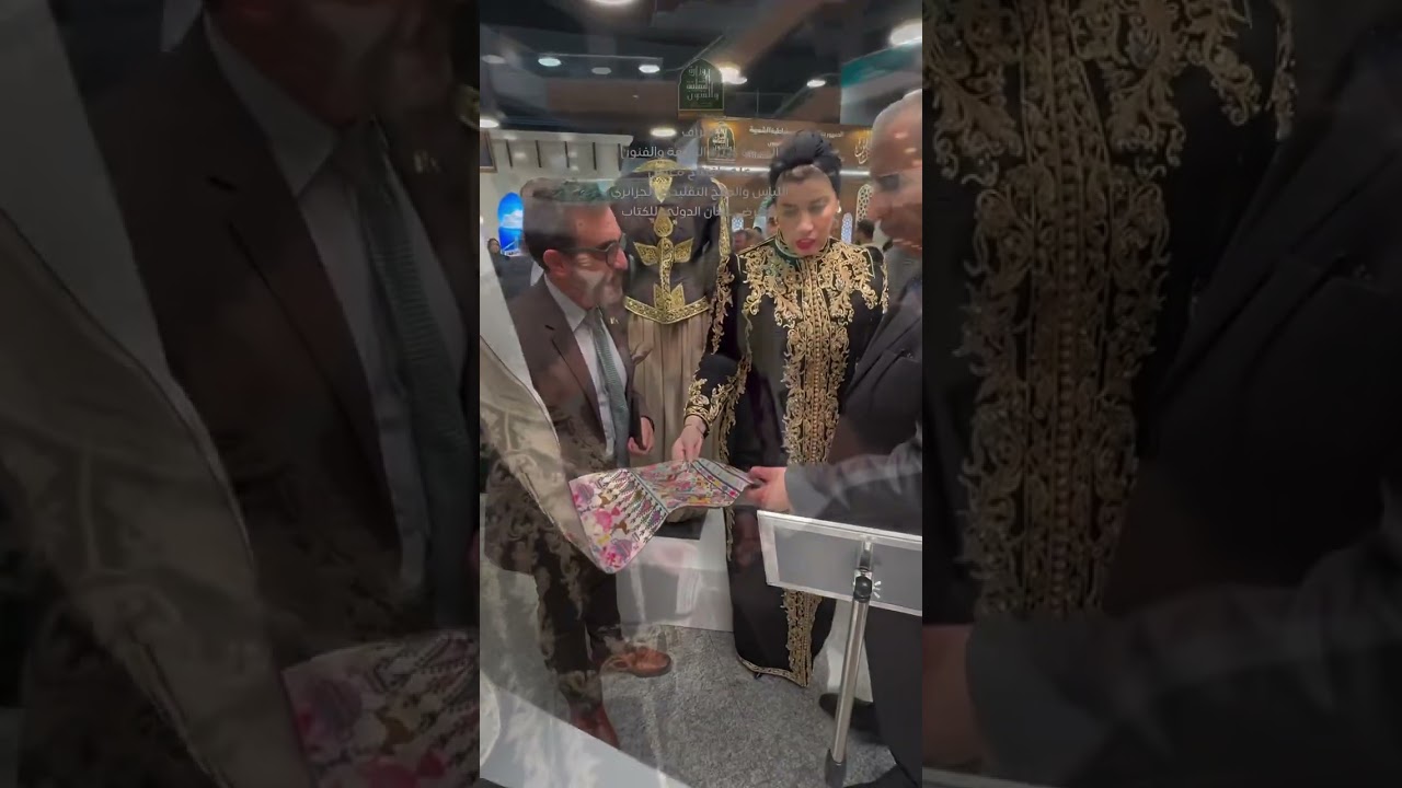 افتتاح معرض الزي التقليدي الجزائري في معرض عمان الدولي للكتاب تحت اشراف وزيرة الثقافة والفنون