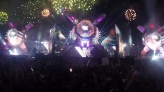 EDC Las Vegas 2017 Valentino Khan Non Stop Fireworks For 5 Songs Straight!!!