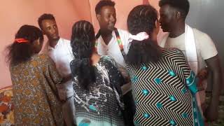 Download Lagu Sirba addaa walloo batee akkanatii baredaa💘 MP3