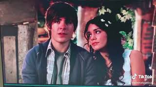 High school musical 3 - Troy and Gabriella singing in the tree house