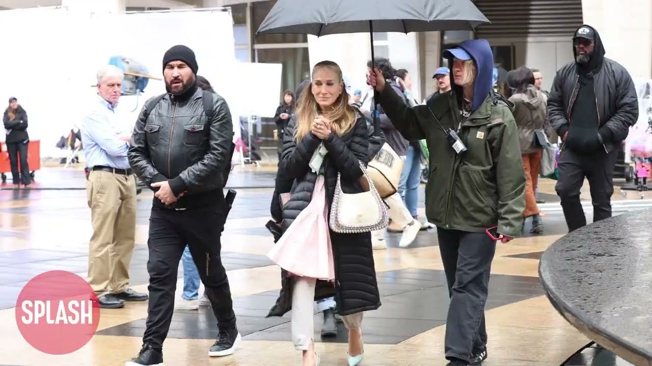 Sarah Jessica Parker Behind The Scenes Filming At The "And Just Like That" Set In New York City