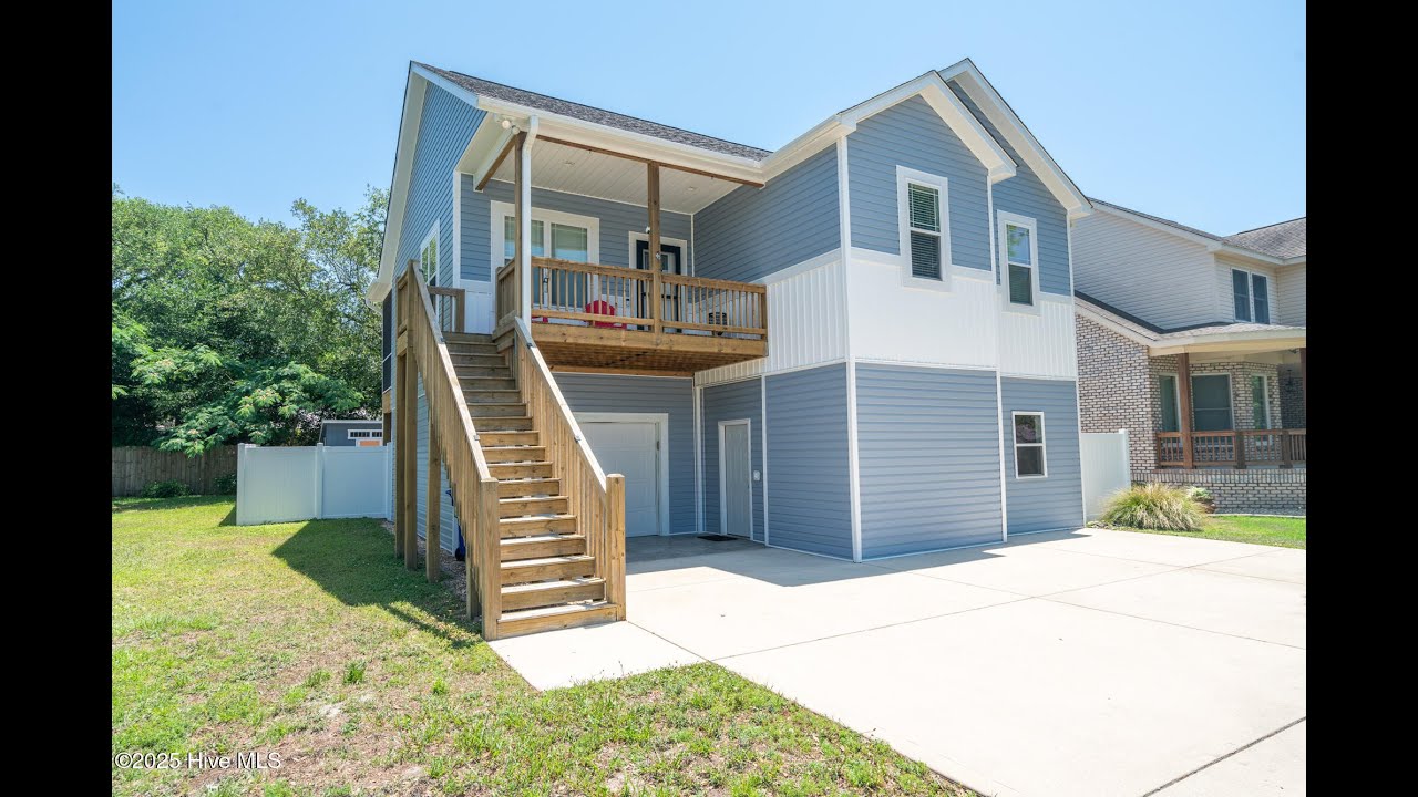 Homes for sale - 106 NW 8th Street, Oak Island, NC 28465