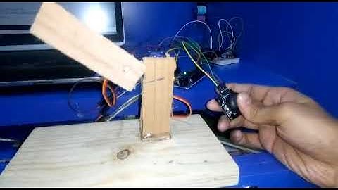 Simple 2 Servos Arm using Joystick
