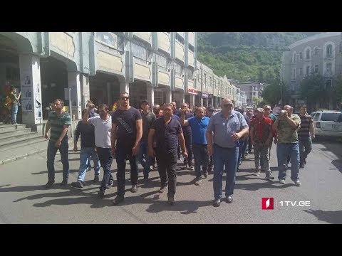მაღაროელების პროტესტი ზესტაფონში გრძელდება