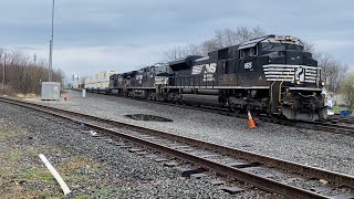 Norfolk Southern Intermodal Screams by in Chesteron, Indiana! 3/29/2025