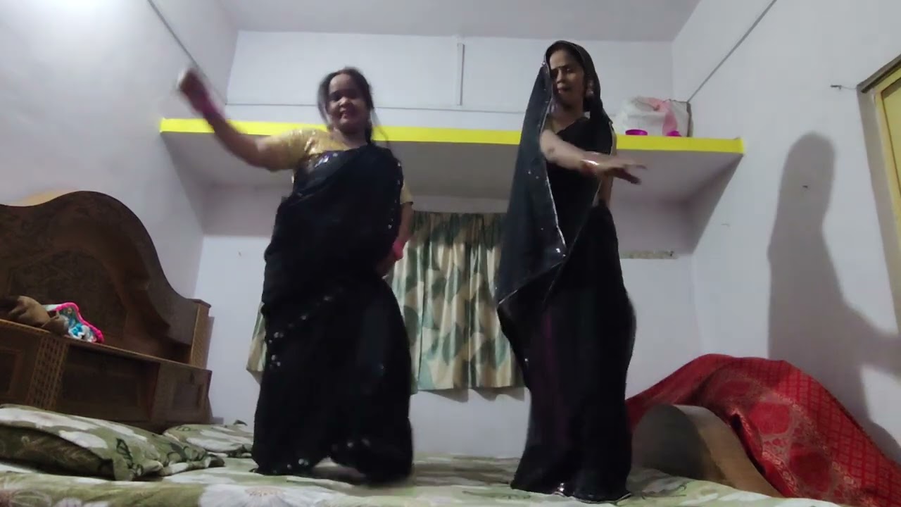 बीच बजरिया तूने मेरी पकड़ी बैयां 💞🌺🌹 अनीता,🌺 और🌹 मनीषा का डांस प्लीज आप लोग एक बार जरूरदेखें 🙏🙏🙏🙏🙏🙏