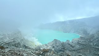 Shower With Raining Storm Kawah Ijien Indonesia