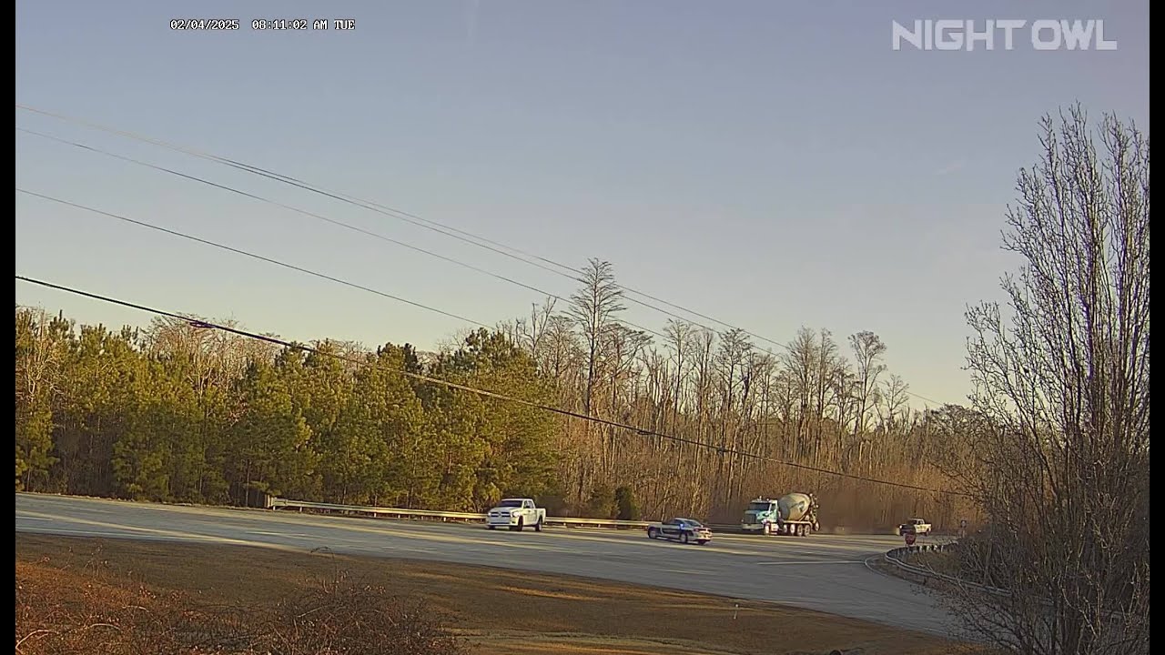Law enforcement looking for suspect in wooded area of Pamlico County ...