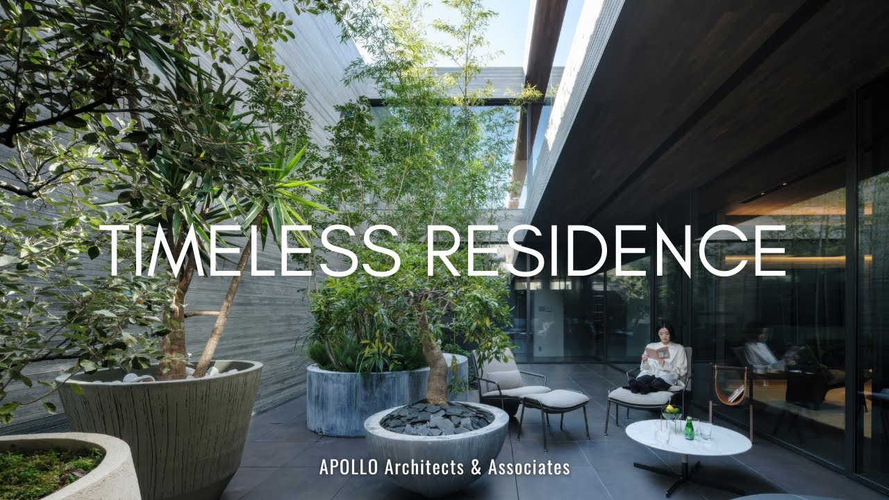 Inside Tokyo’s Timeless Concrete Home with Hidden Courtyards