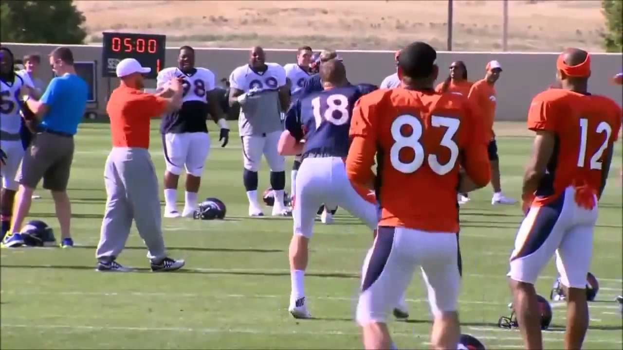 Peyton Manning ft. Wes Welker - Thot Walk