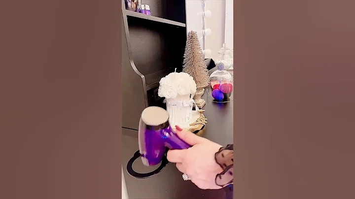 Obsessed with my new Vabches black vanity! 😍🖤Check out this sleek addition to my room! #vabches