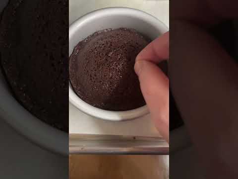 Video: Waarom is mijn cake dik en plakkerig?