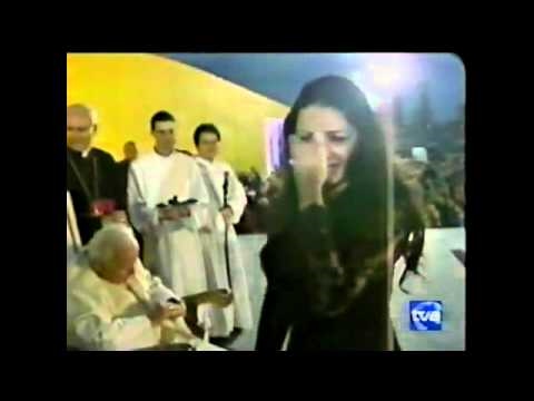 Ave Mara de Nia Pastori ante Juan Pablo II