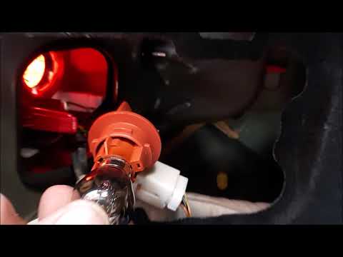 Changing brake light bulb on 2016 kia optima