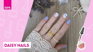 Daisy Nails 🌼 | Nageldesign in Frühlingsfarben mit kleinen Blumen