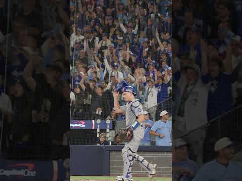 Ernie Clement drives a go-ahead single! #WorldSeries