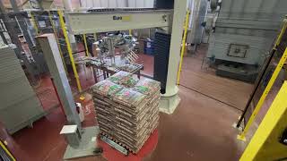 Europack Srl | Winner 250 | Palletizing Robot for pellet bags