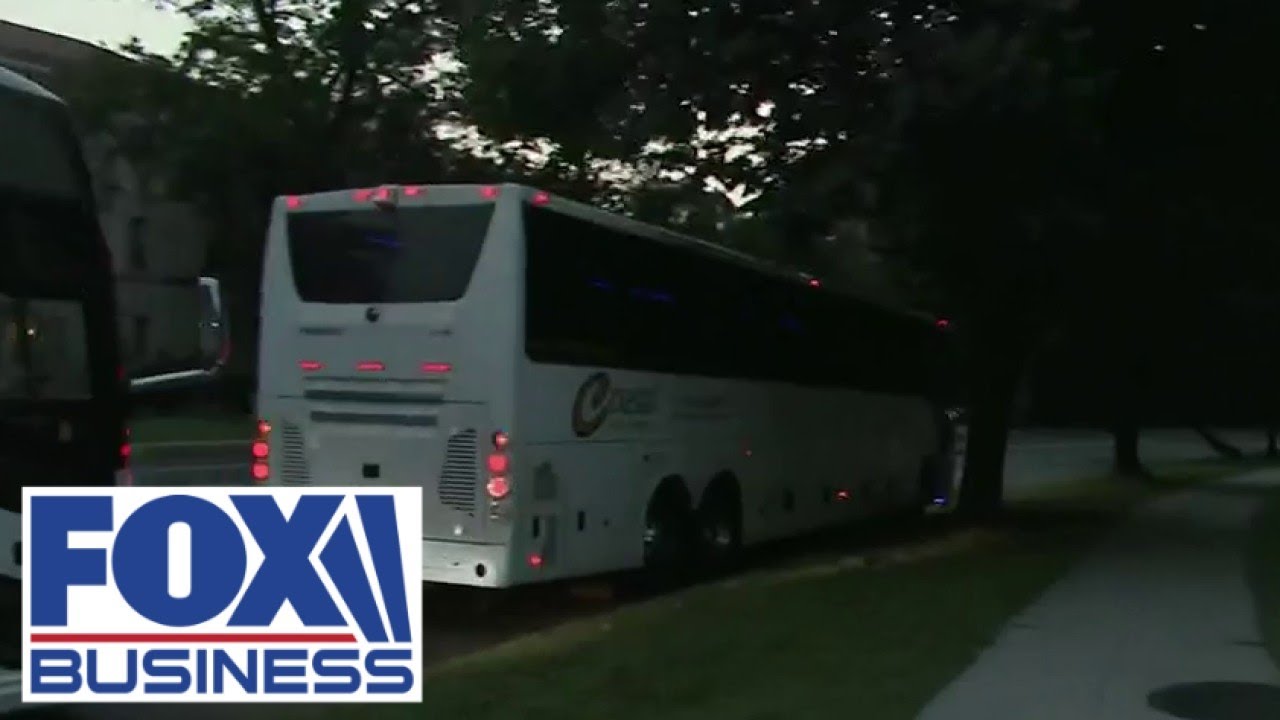 Migrant buses arrive in front of VP Harris' D.C. home