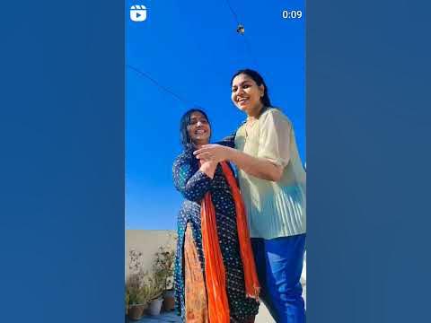 mami k saath holi