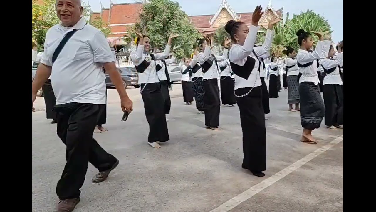 รำบวงสรวงเจ้าพ่อหลักเมืองชุมแพ อ.ชุมแพ 10 ธ.ค 68