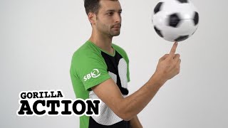 Ein weiterer cooler trick ist es, den fußball auf deinem finger
jonglieren zu lassen. patrick zeigt dir wie du das am besten
machst!das erfährst im clip:-...