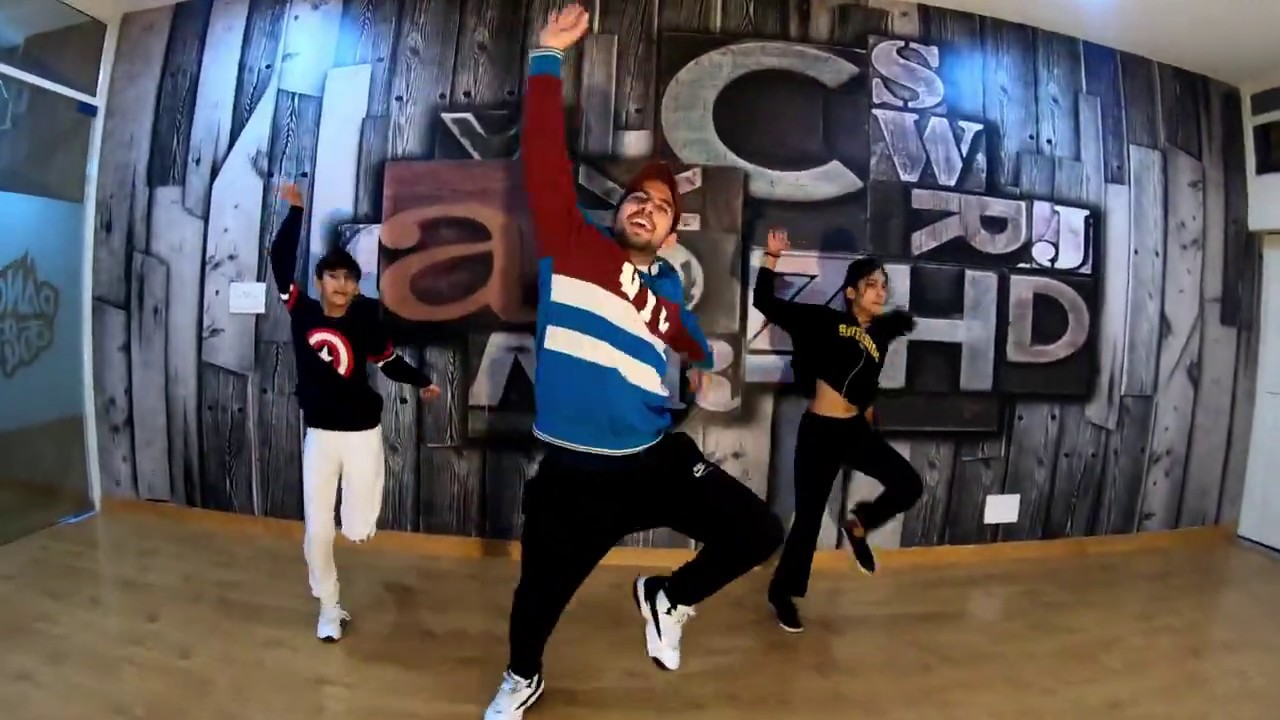 Dilpreet Dhillon | Rangle Dupatte (Dance cover) | Sara Gurpal | Desi Crew Vol1 |  | ft. Nick