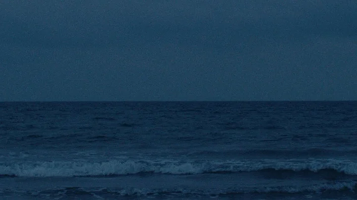 NGÀY HOÀNG HÔN RƠI (EP Ngày Hoàng Hôn Rơi) - GiGi Hương Giang | OFFICIAL MUSIC VIDEO