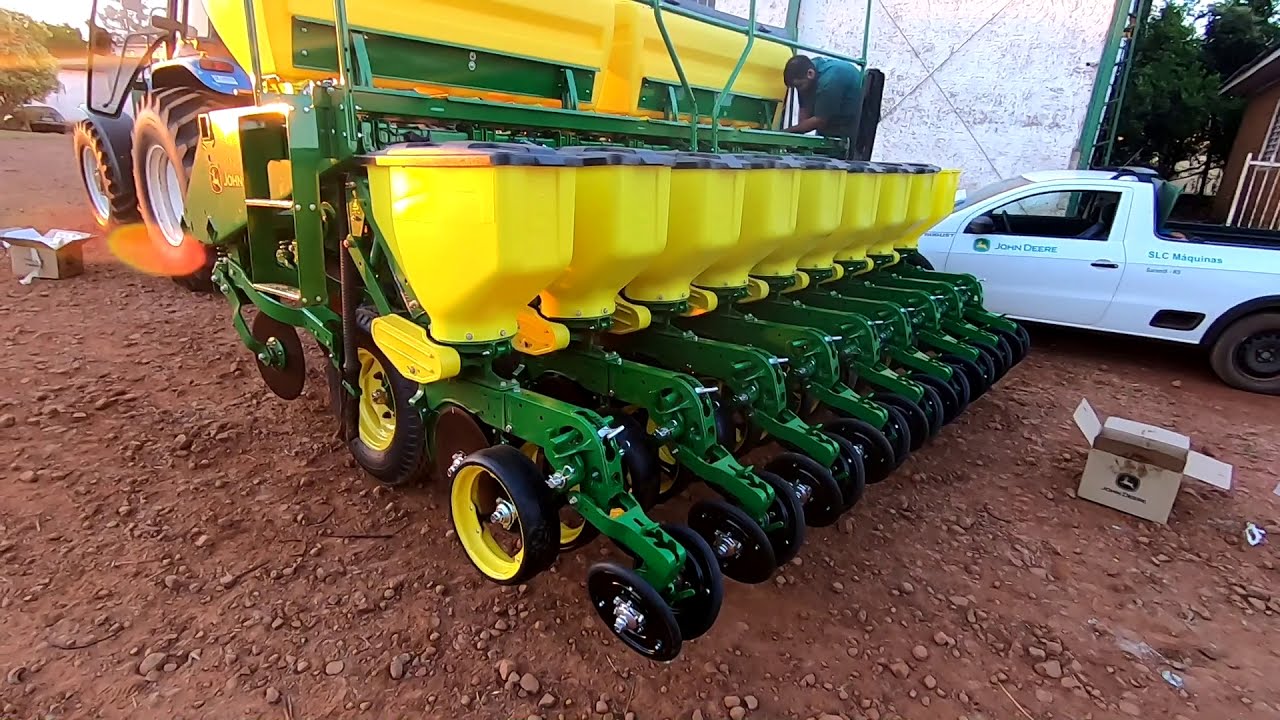 Plantadeira John Deere 1109, continuação da montagem.