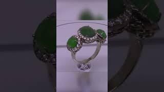 Ring with diamonds and emeralds #Shorts