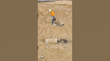 Technical use hammer to break spun pile