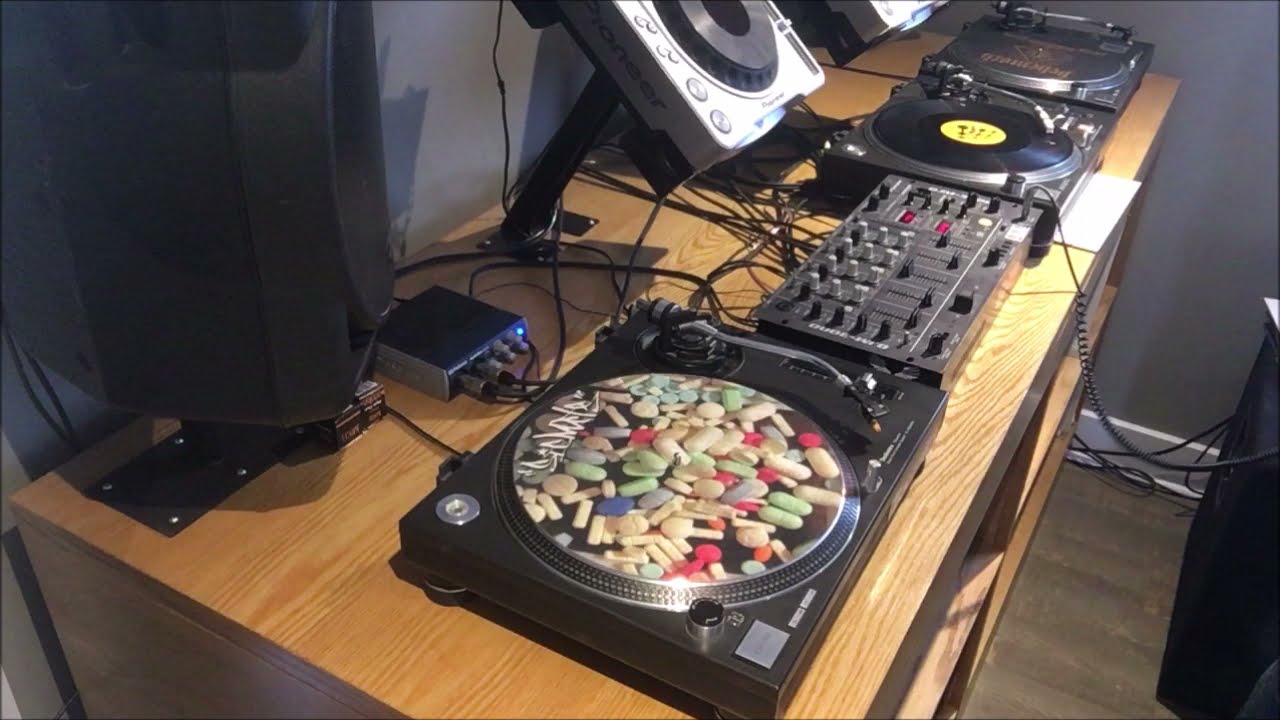 Old school acid techno vinyl