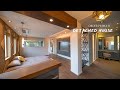 88평 집안에 헬스장을 만들어버린 단독주택 아이들을 위한 계단 미끄럼틀이 매력적인 집 A pretty detached house with a gym in Korea.