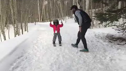 thomas rhett daughter skiing