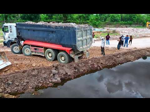OMG!! Heavy Equipment Be WATCHFUL New Landfill Site Formed by Massive Dozer & Dump Truck 25Ton!