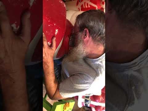 Video: Talking Santa Blowmold: 5 bước Video: Talking Santa Blowmold: 5 bước