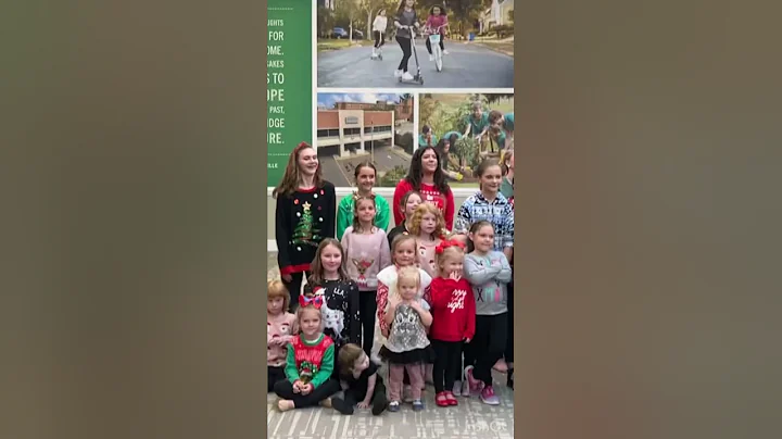 Holiday Show 12-2022