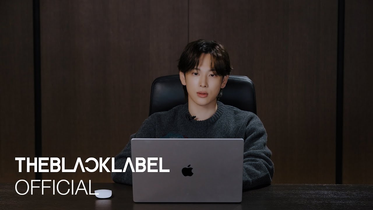 Who is YIM SI WAN｜New Profile Update 기념 SNS 프로필 읽기 👀