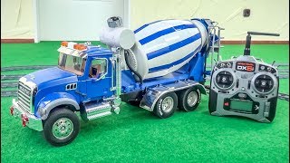 AWESOME Mack RC Mixer Truck gets unboxed! Betonmischer!