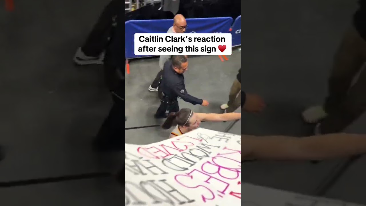 Caitlin Clark's reaction 🥹 (via @acolegolf/TT) 