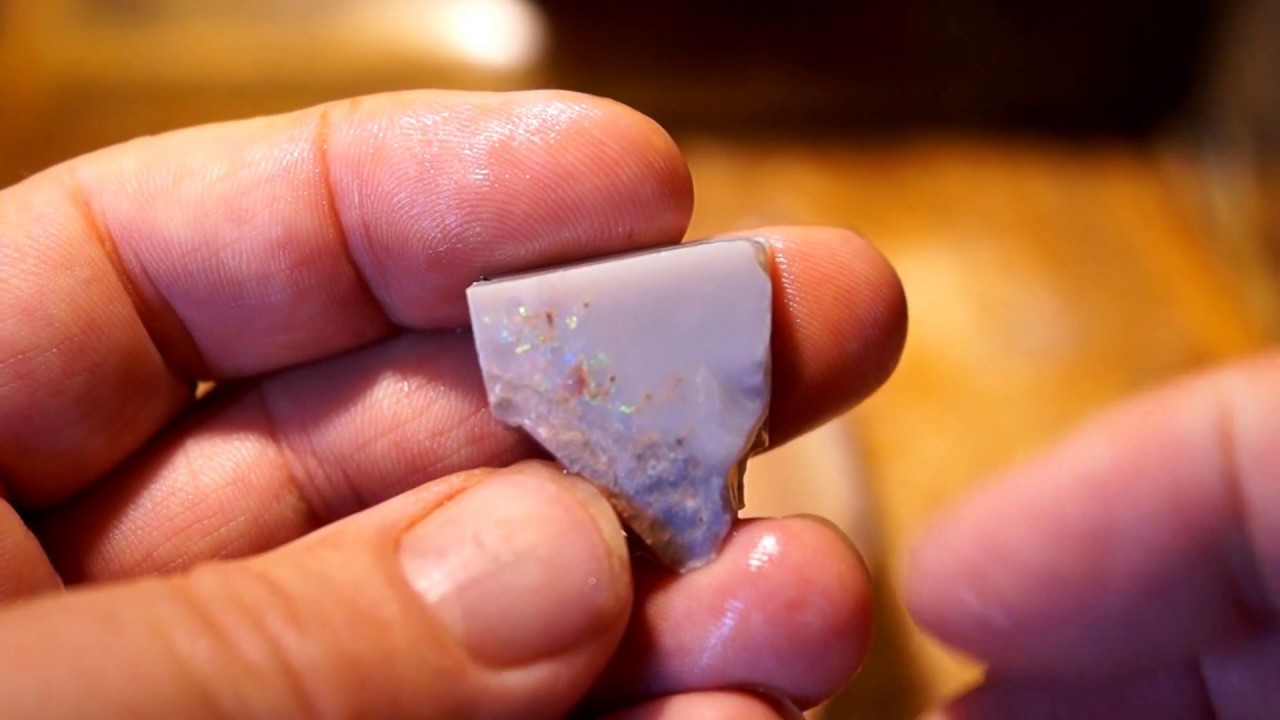 Schleifen eines Opals, Solidopal, Boulderopal, Cyrstal, Opal schleifen, Opal cutting, opals cutting
