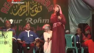 NURURROHMAN sajadah merah