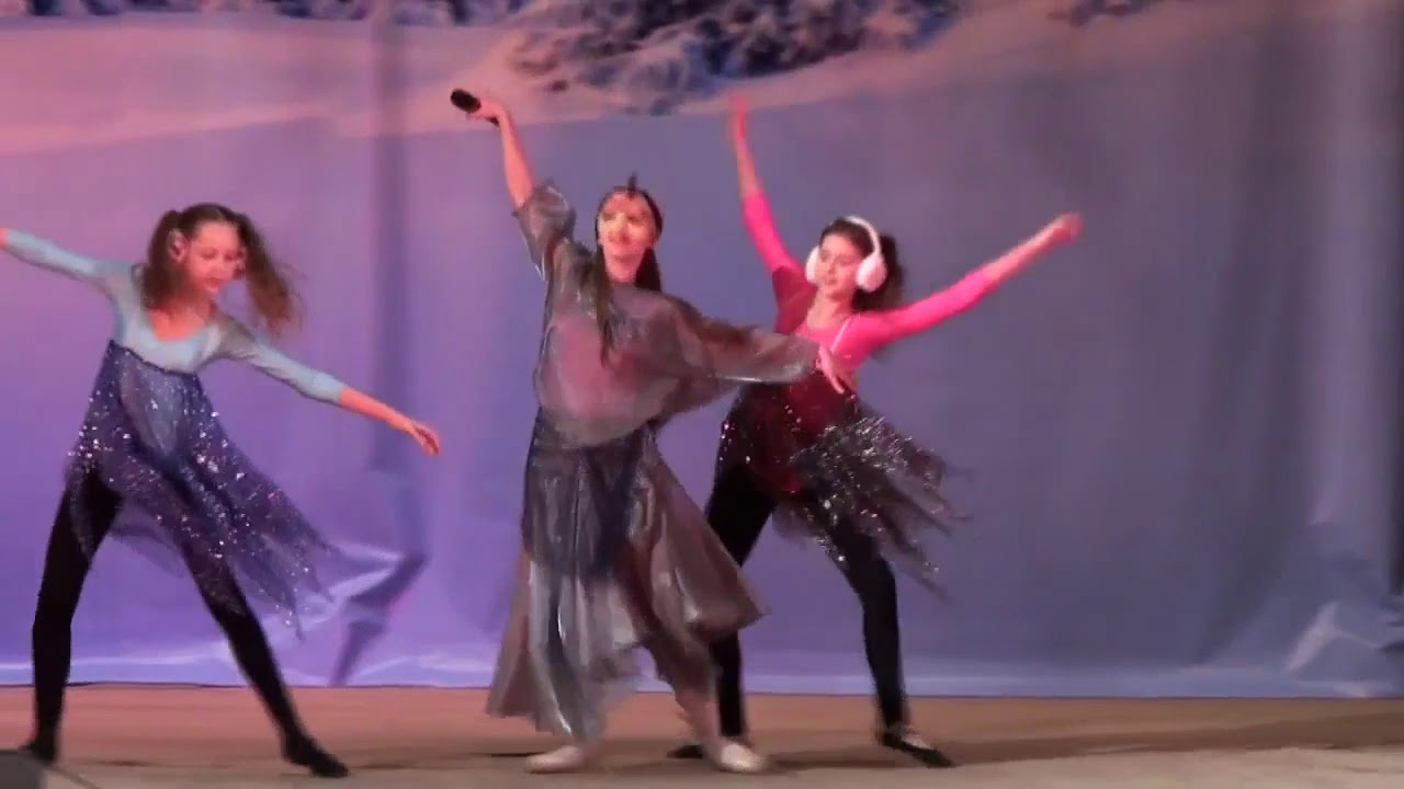 Новогодняя сказка «Как-то раз под Новый год» от народного коллектива классического танца «Фуэте»
