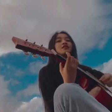 story wa 30 detik gitar (cewek cantik)