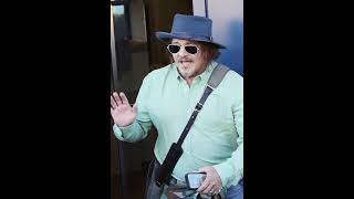 Johnny Depp Walking Like A Legend Cinematic Mood Resimi