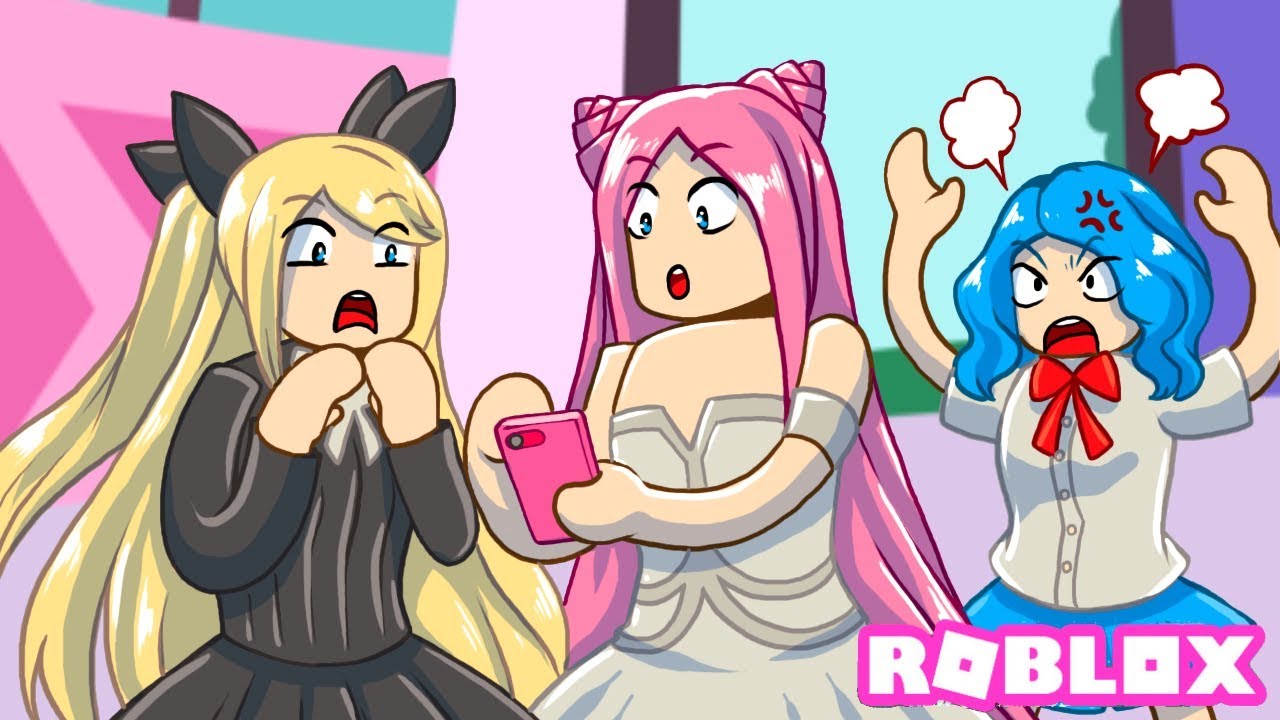 We Got In Trouble For Going Through The Popular Girls Phones Royale High Roleplay Youtube