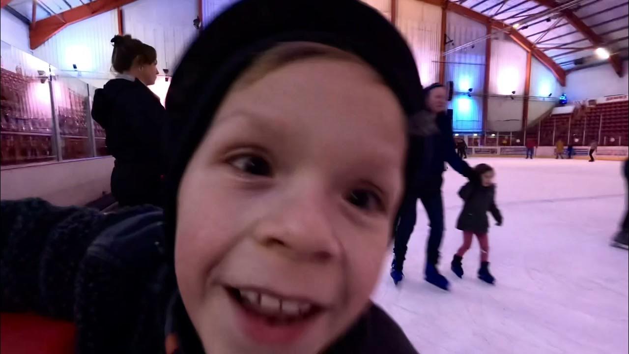 Christmas Ice Skating Ice Blackburn 26.12.2o21. YouTube