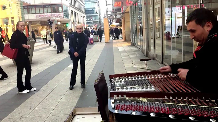 Cimbalom (Open Piano) street performance by George...