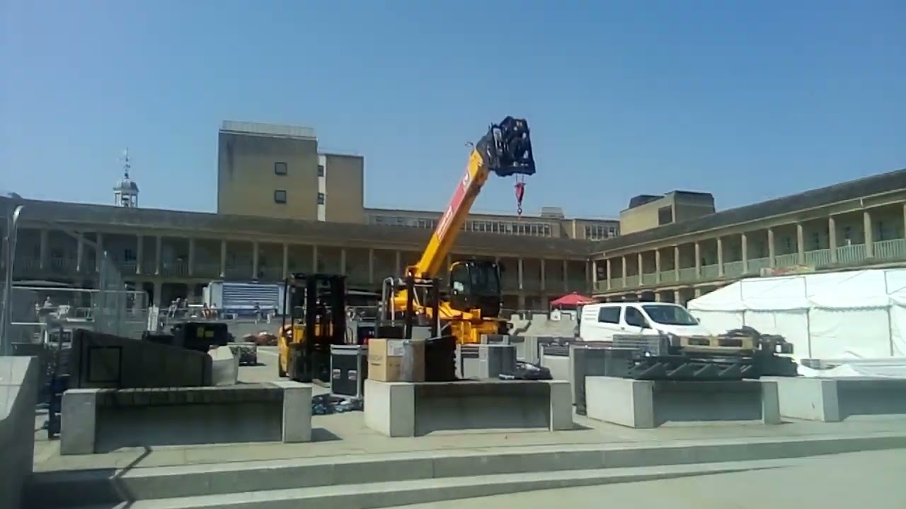Halifax piece hall getting ready for madness (live events )extra short