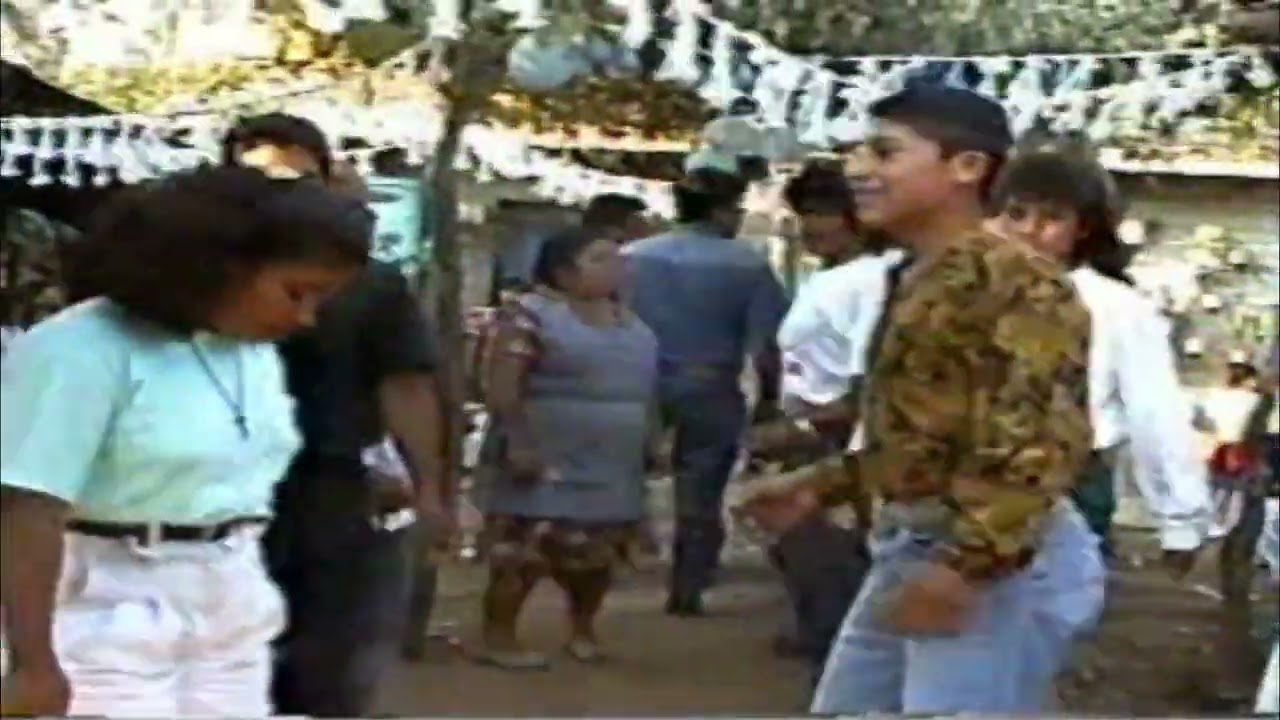 Ayoquezco de Aldama 1995 - Chilenas con Banda